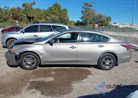 2015 Nissan Altima 2.5 S from USA, damaged, VIN 1N4AL3AP1FN341286